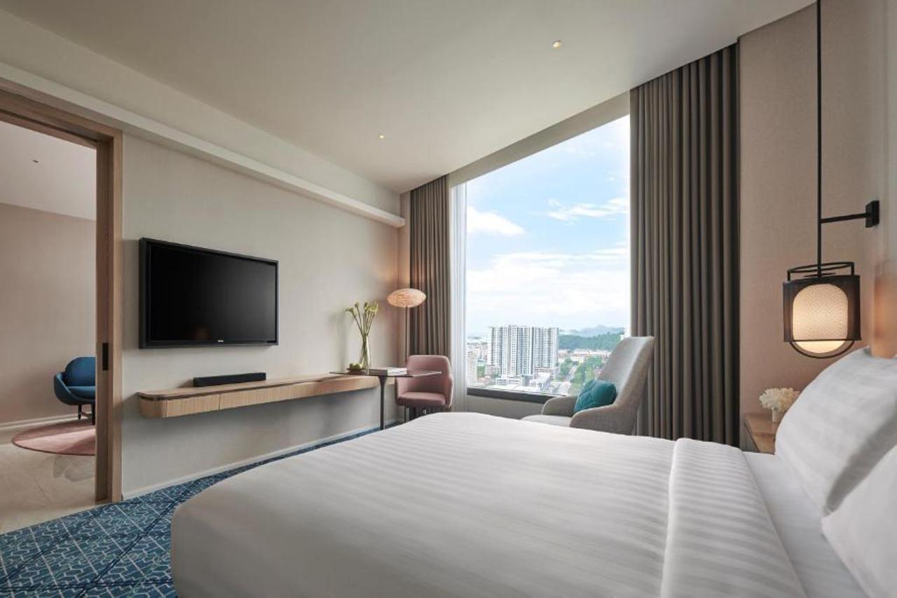 Hotel Amari Spice Penang Bayan Lepas Exterior foto